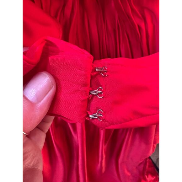 Mac Duggal Women's Rosette Halter Chiffon Evening Gown Size 24 - Picture 8 of 16